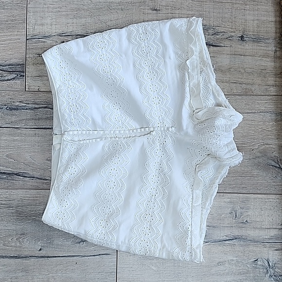 The Great. The Pathway Dress white & Broderie Anglaise Cotton Shorts off-white - Picture 11 of 15